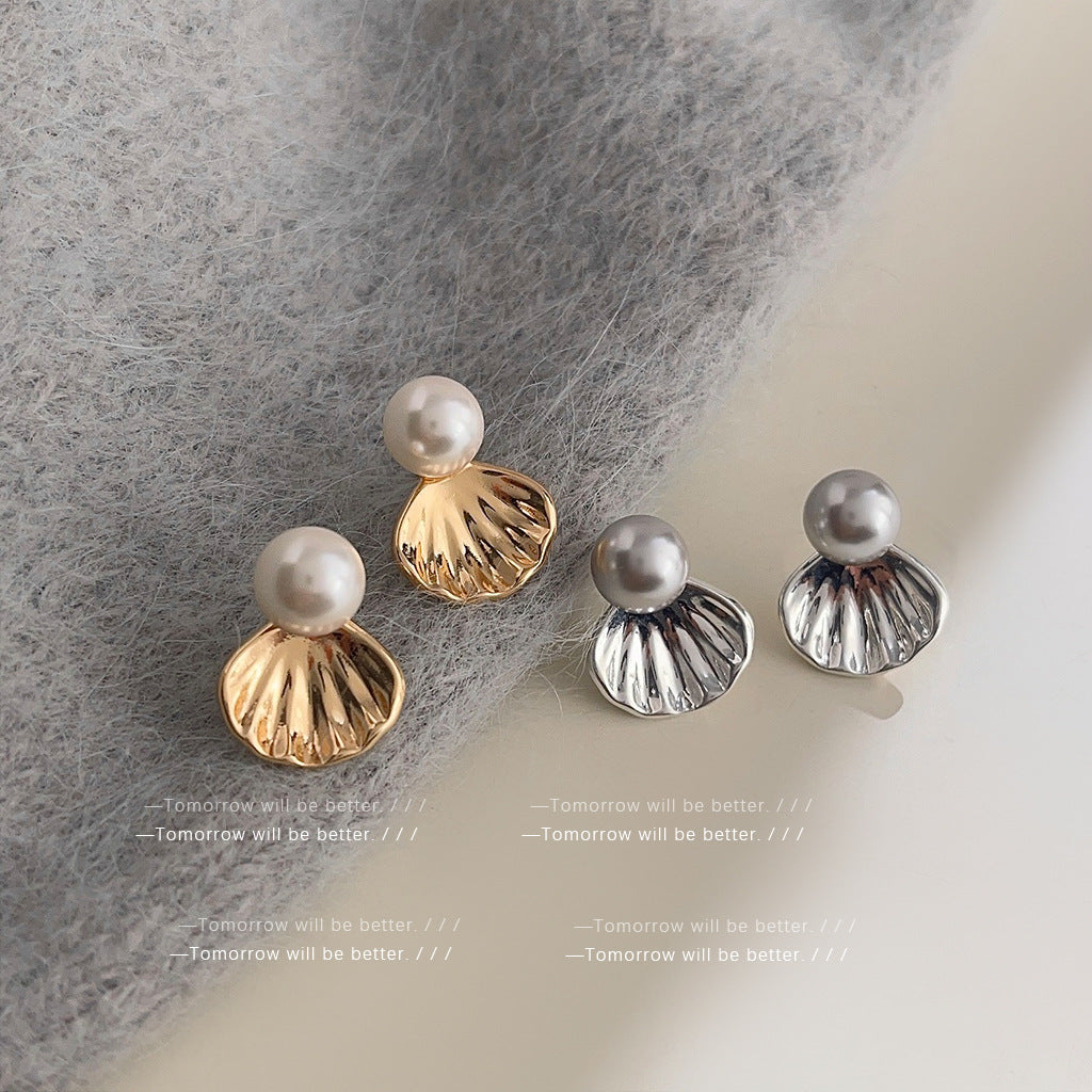 Light Luxury Shell Simple Temperament Pearl Earrings